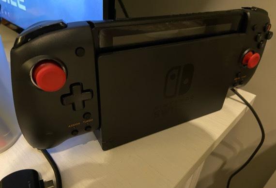 能够玩暗黑破坏神的独占游戏机,不怕吃游戏机年轻人游戏主机