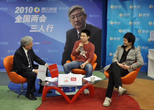 反叛机构雇佣雇佣兵前期训练贵吗？